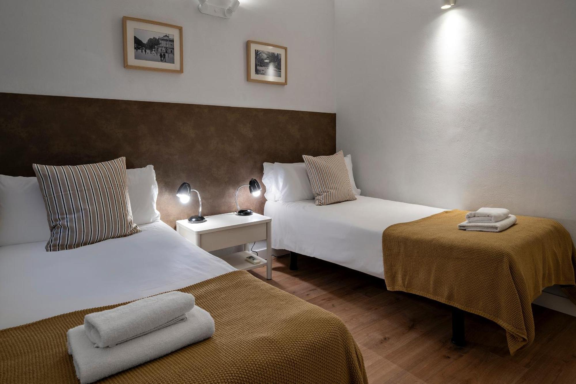 Habitat Apartments Bailen Барселона Екстериор снимка