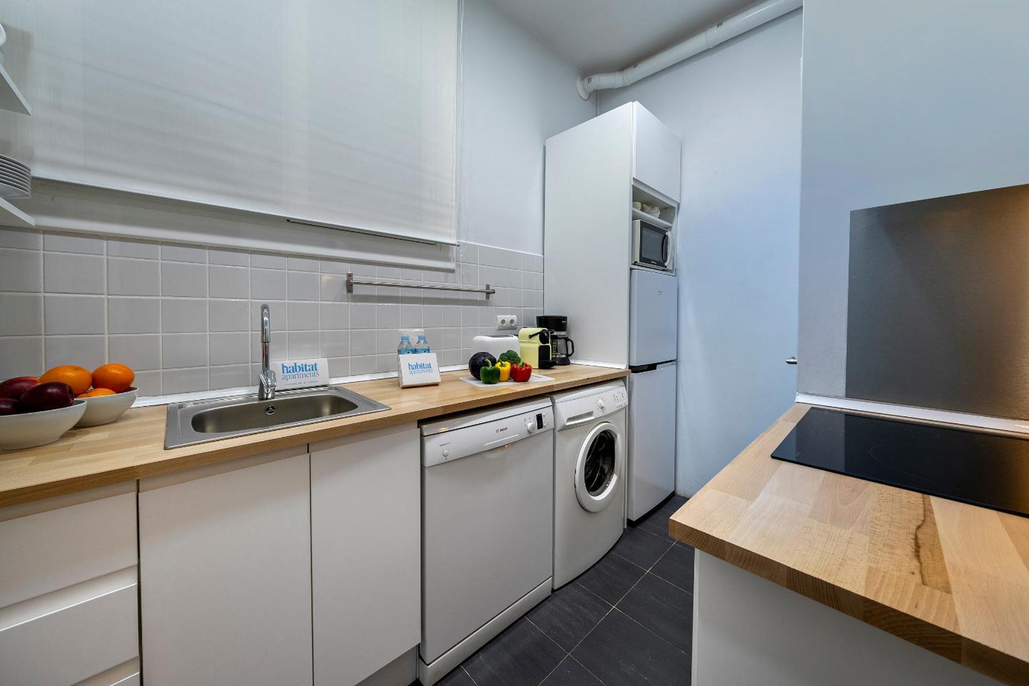 Habitat Apartments Bailen Барселона Екстериор снимка