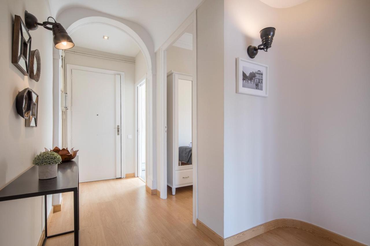 Habitat Apartments Bailen Барселона Екстериор снимка