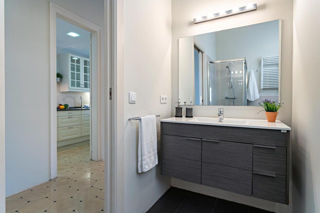 Habitat Apartments Bailen Барселона Екстериор снимка
