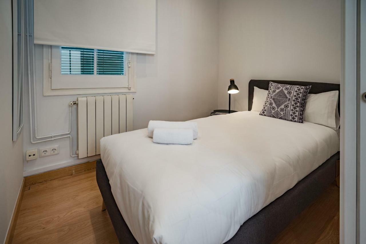 Habitat Apartments Bailen Барселона Екстериор снимка
